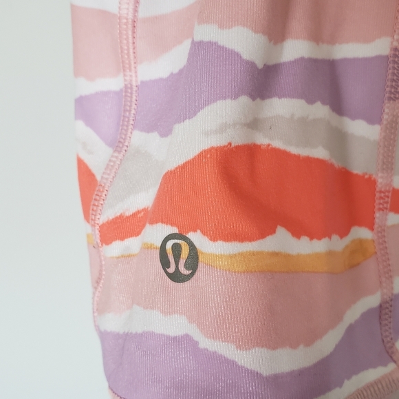 Lululemon Dancing Warrior Strappy Back Tank Top SZ 6 Purple Orange Yoga - Picture 5 of 5